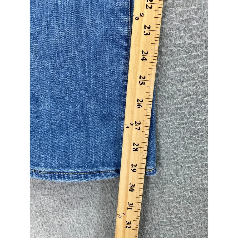 Levis please be